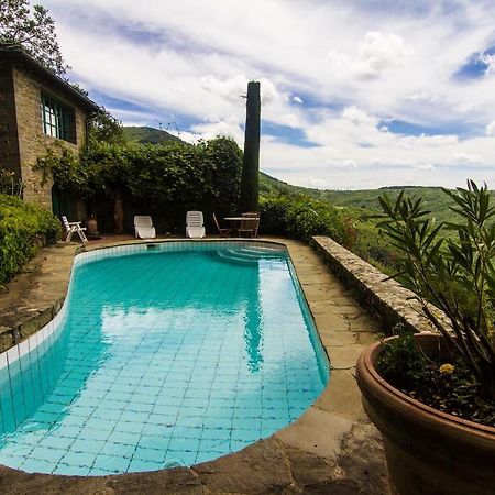 Villa Alla Trappola San Clemente in Valle Bagian luar foto
