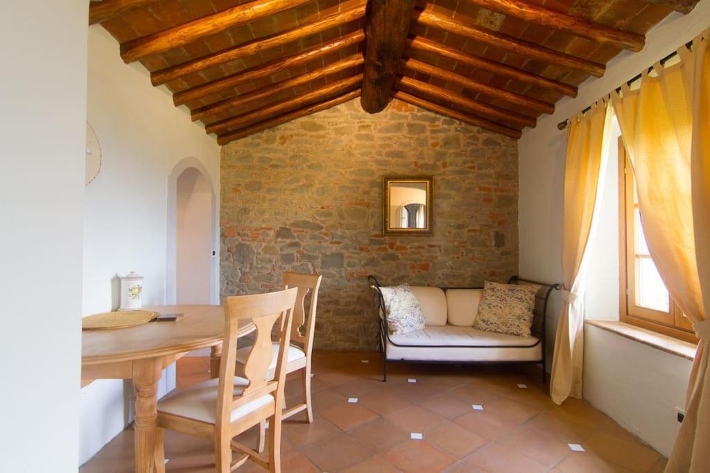 Villa Alla Trappola San Clemente in Valle Bagian luar foto